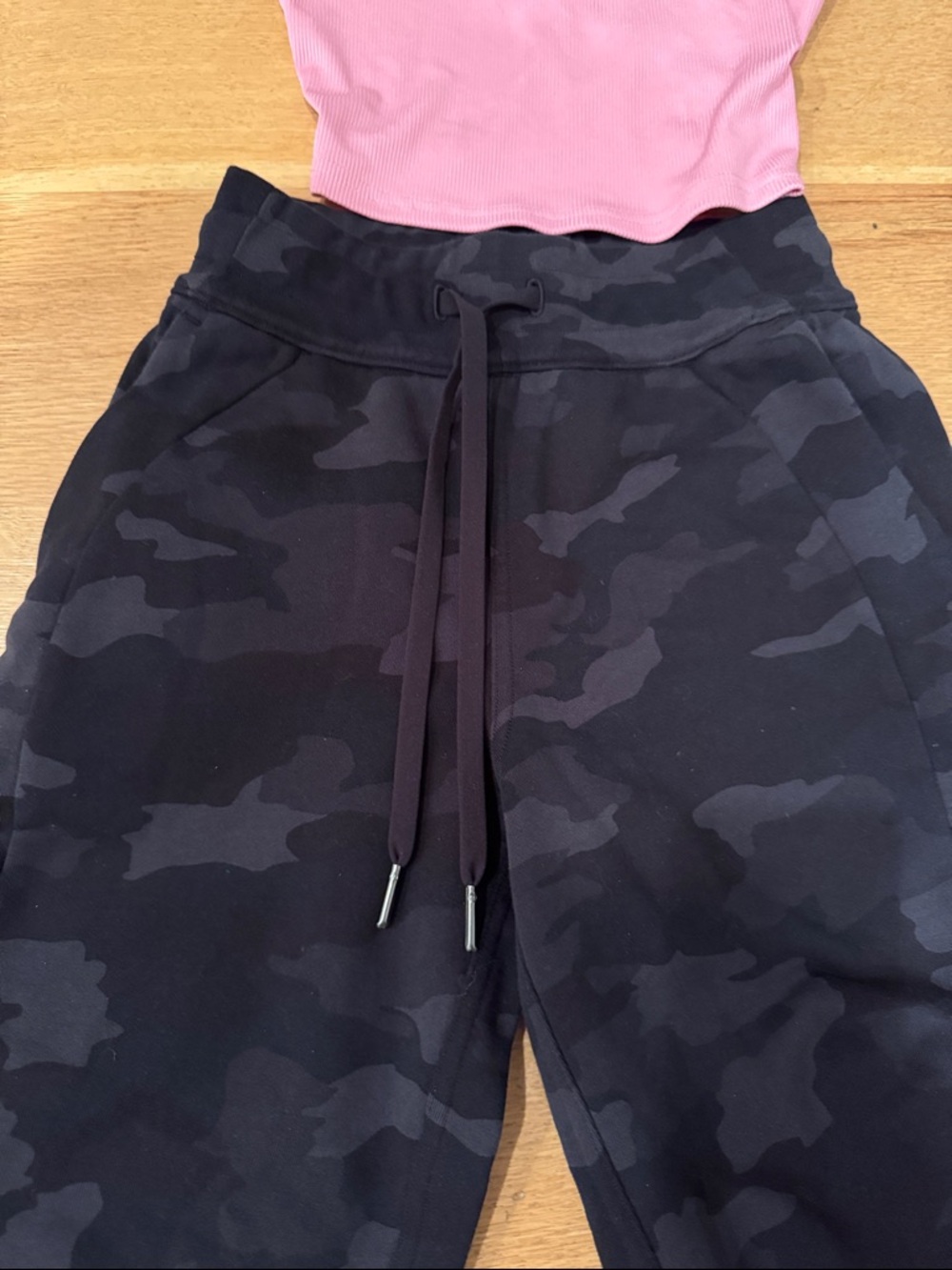 lululemon athletica Pink Tank & Black Camo Joggers